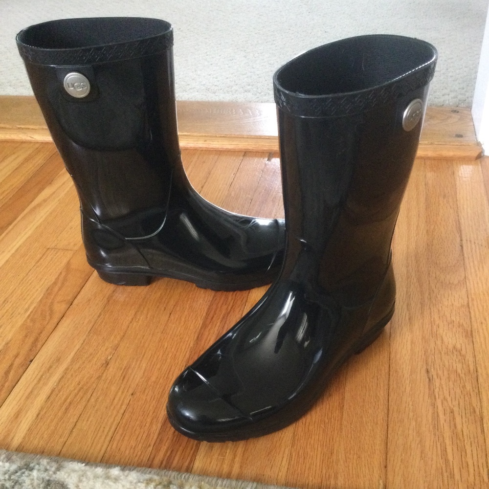 UGG Sienna Black Rain Boots Sz 7
